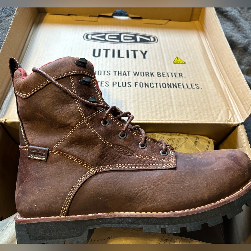 *BRAND NEW IN BOX* Keen Women’s Seattle Work Boot